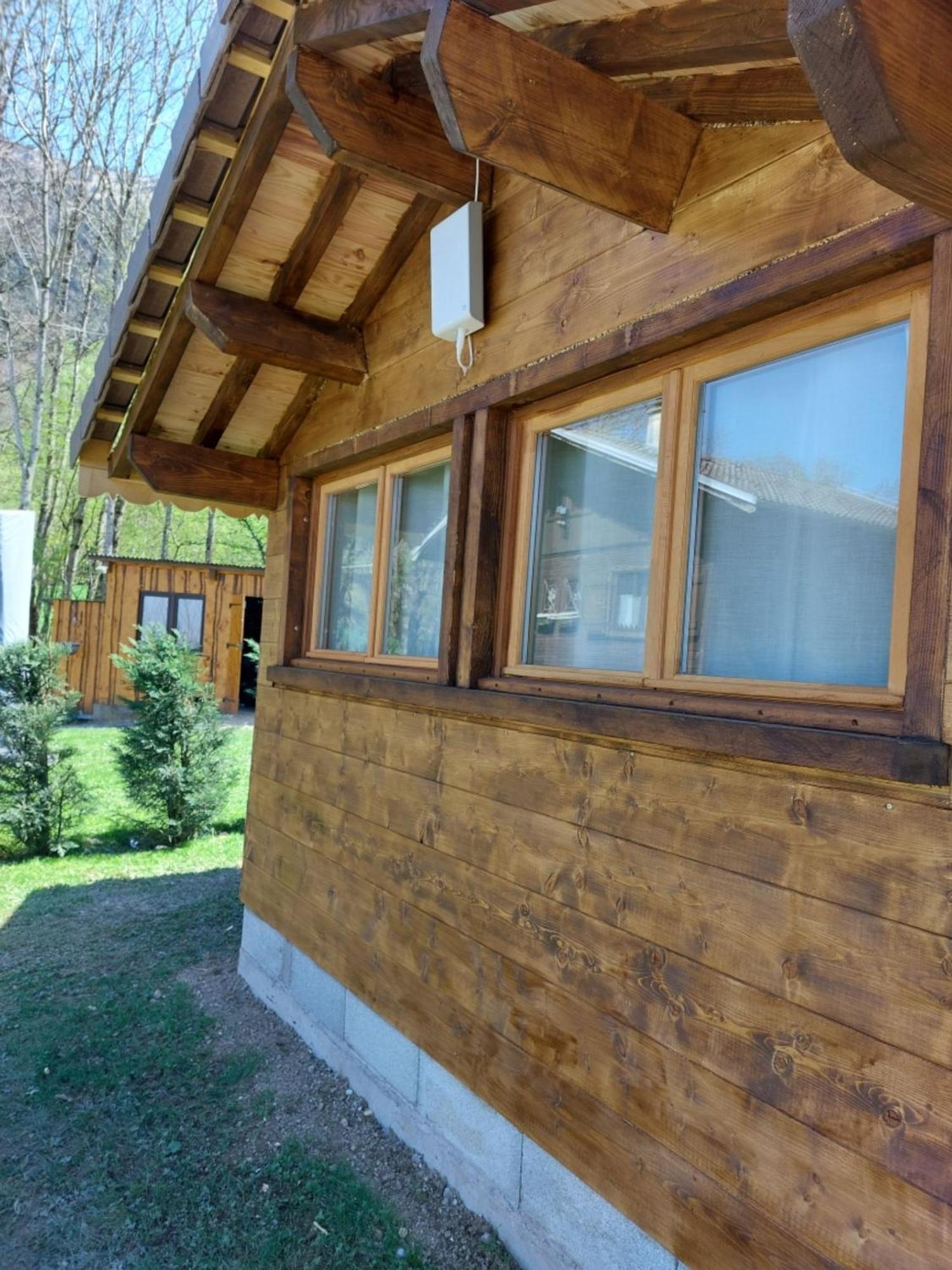 Вілла Sauvage Les Combes  Екстер'єр фото